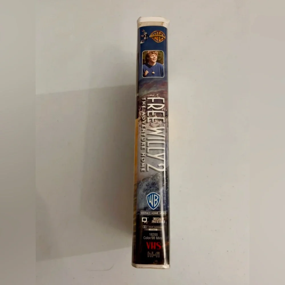 Warner Bros Free Willy 2 The Adventure Home VHS Movie